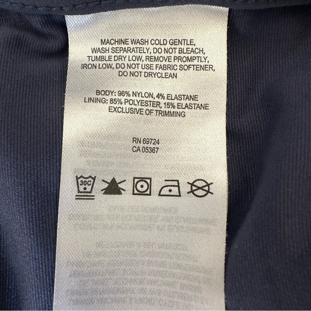 Columbia Women’s Navy Blue Omni-Shield Skort Skirt Size: Large - Picture 7 of 10